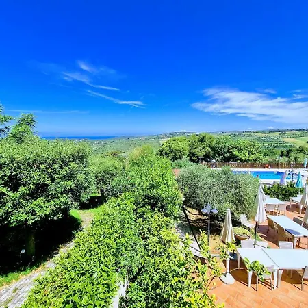 Farm stay Le Rondini Di San Bartolo *